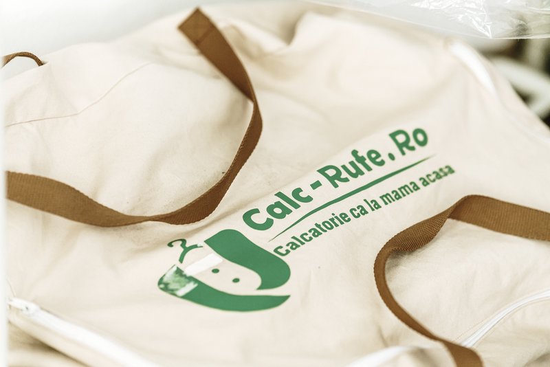 Personal calcat rufe.